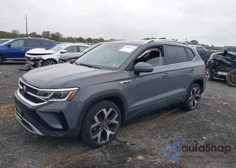 2023 Volkswagen Taos 1.5T Sel z USA, uszkodzony, nr VIN 3VV2X7B29PM321054